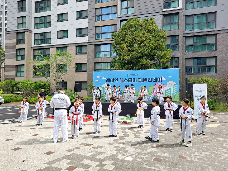 hi250517_005.jpg